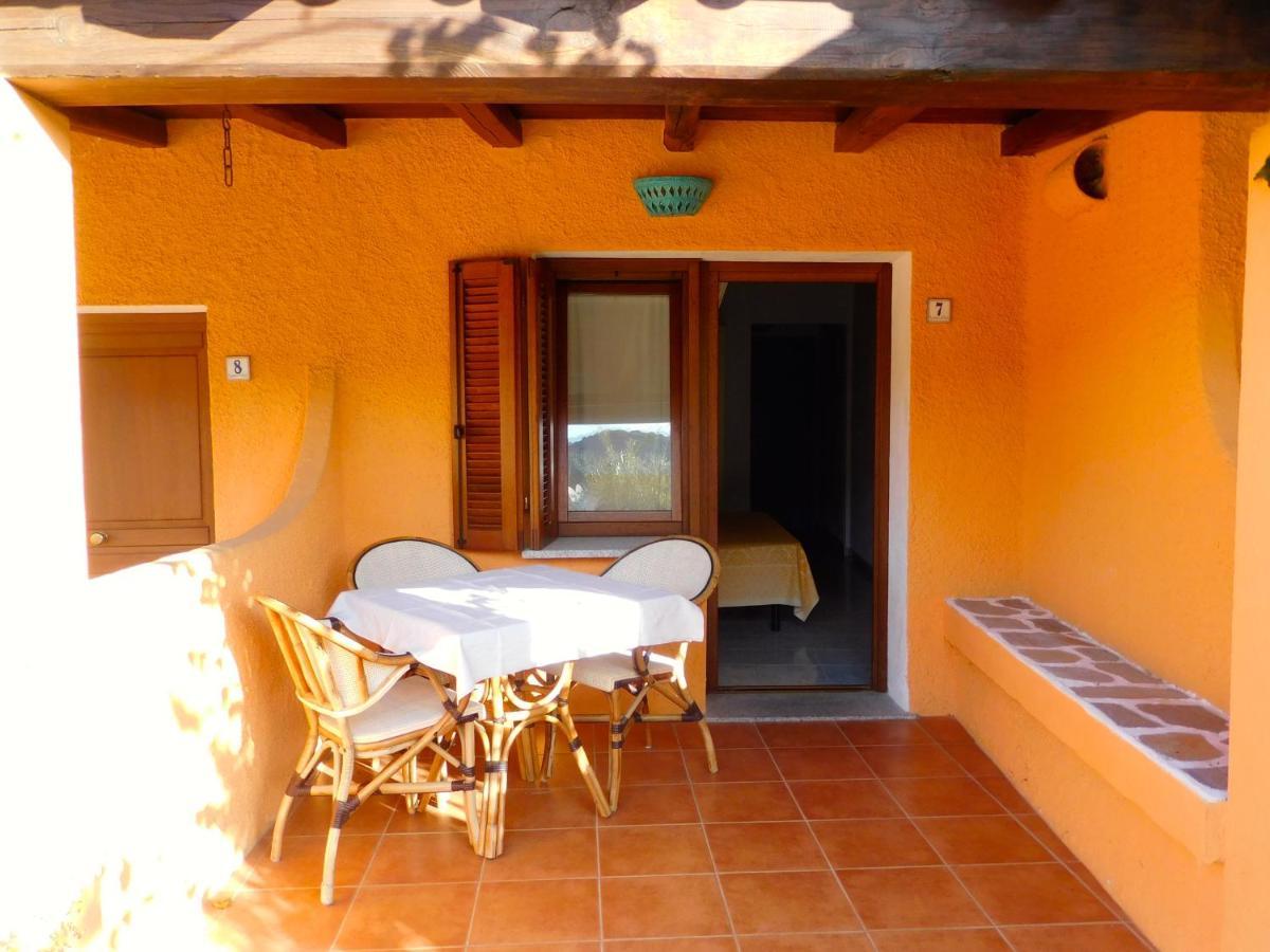 Residence La Pineta Budoni Exterior photo