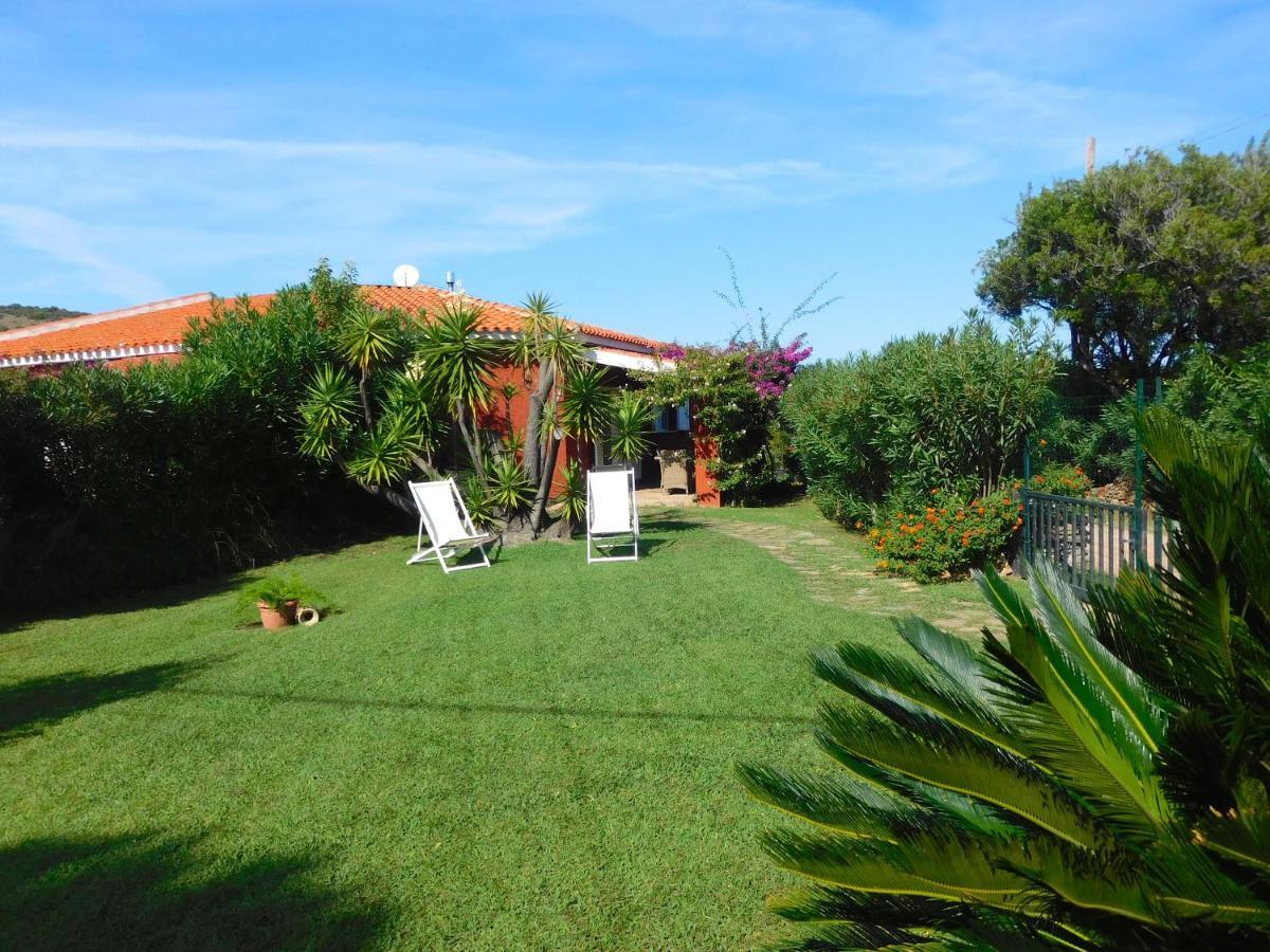 Residence La Pineta Budoni Exterior photo