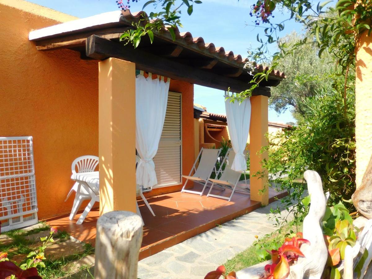 Residence La Pineta Budoni Exterior photo