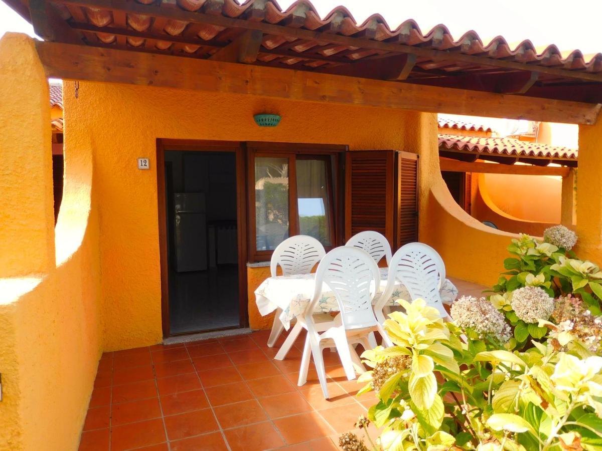 Residence La Pineta Budoni Exterior photo